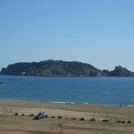 The In Estartit